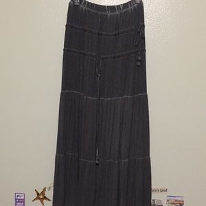 Long gray skirt